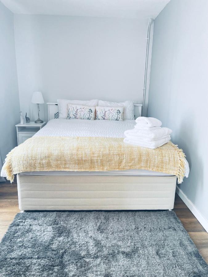 Small Doble, Shared House Filton エクステリア 写真